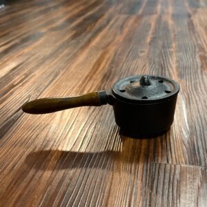 Iron Cauldron w/Handle