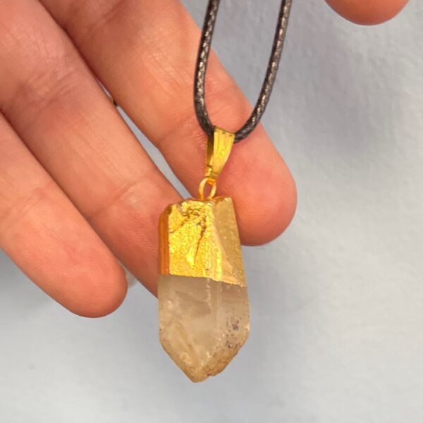 Quartz Electroplated Pendant
