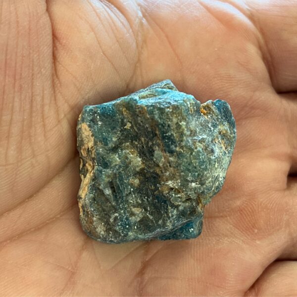 RAW Apatite