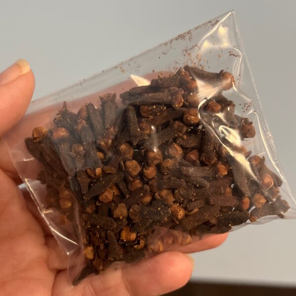 Cloves per 1/2oz