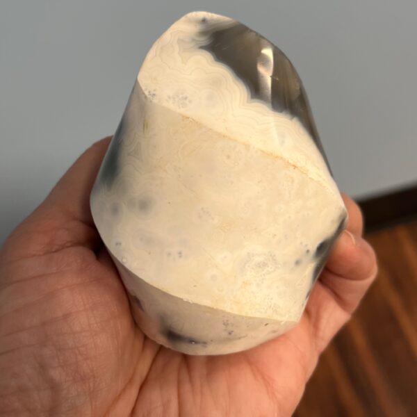 Orca Agate Freestand