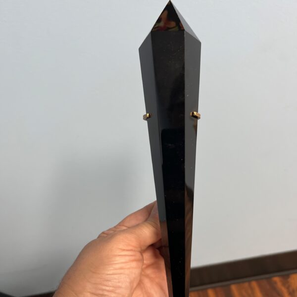 Obsidian Point w/Stand