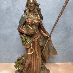 Eir Healer & Protector