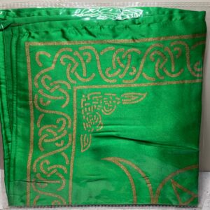 Green Triple Moon Cloth 21x21