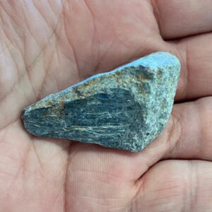 RAW RUBY ZOISITE