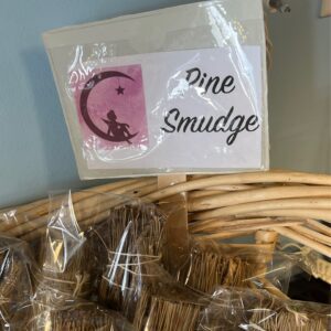 Pine Smudge 7-8”
